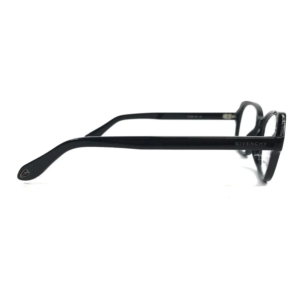 Givenchy demo lenses